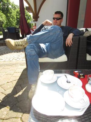 Kaffeepause in Kehlberg. Kuchen bereits erfolgreich verputzt! Kaffeepause in Kehlberg. Kuchen bereits erfolgreich verputzt!